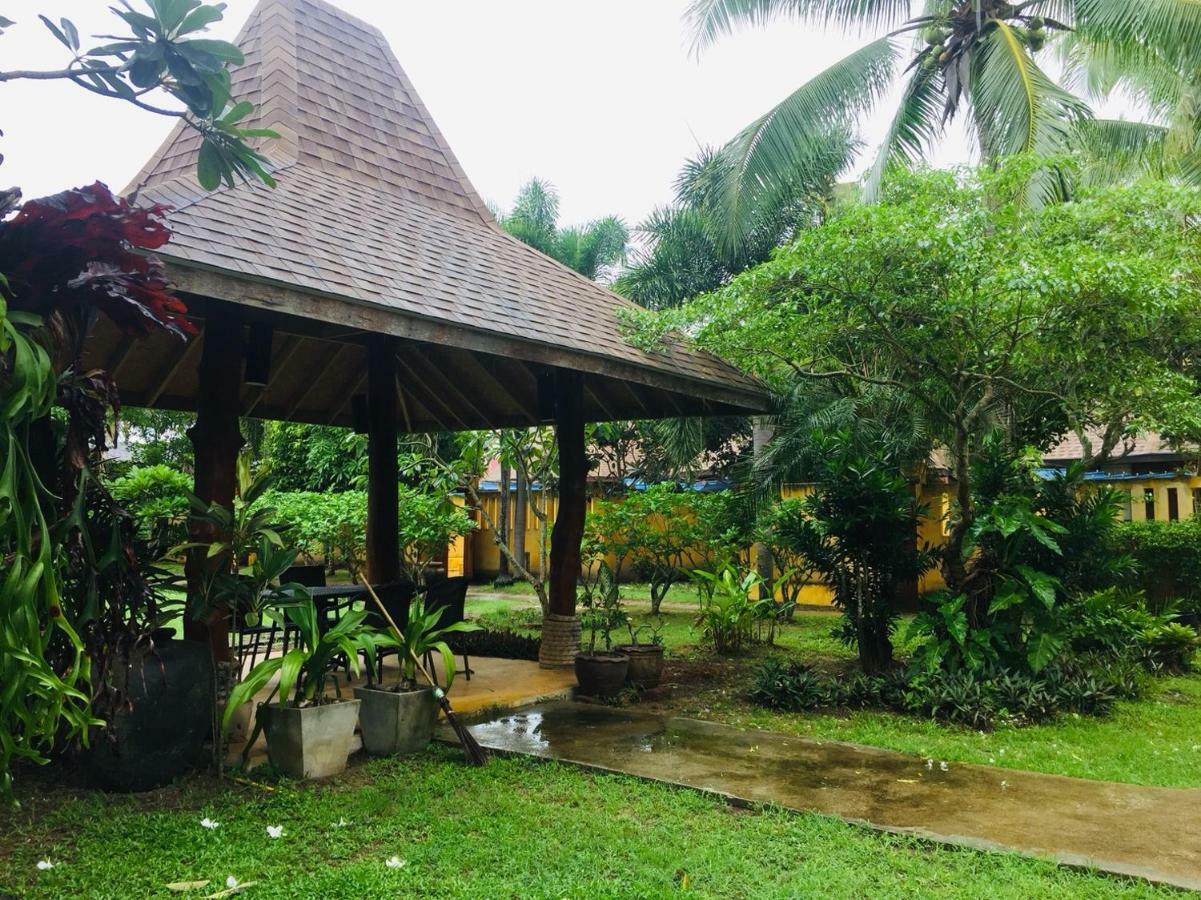 Keeree Waree Seaside Villa Bang Saphan Buitenkant foto