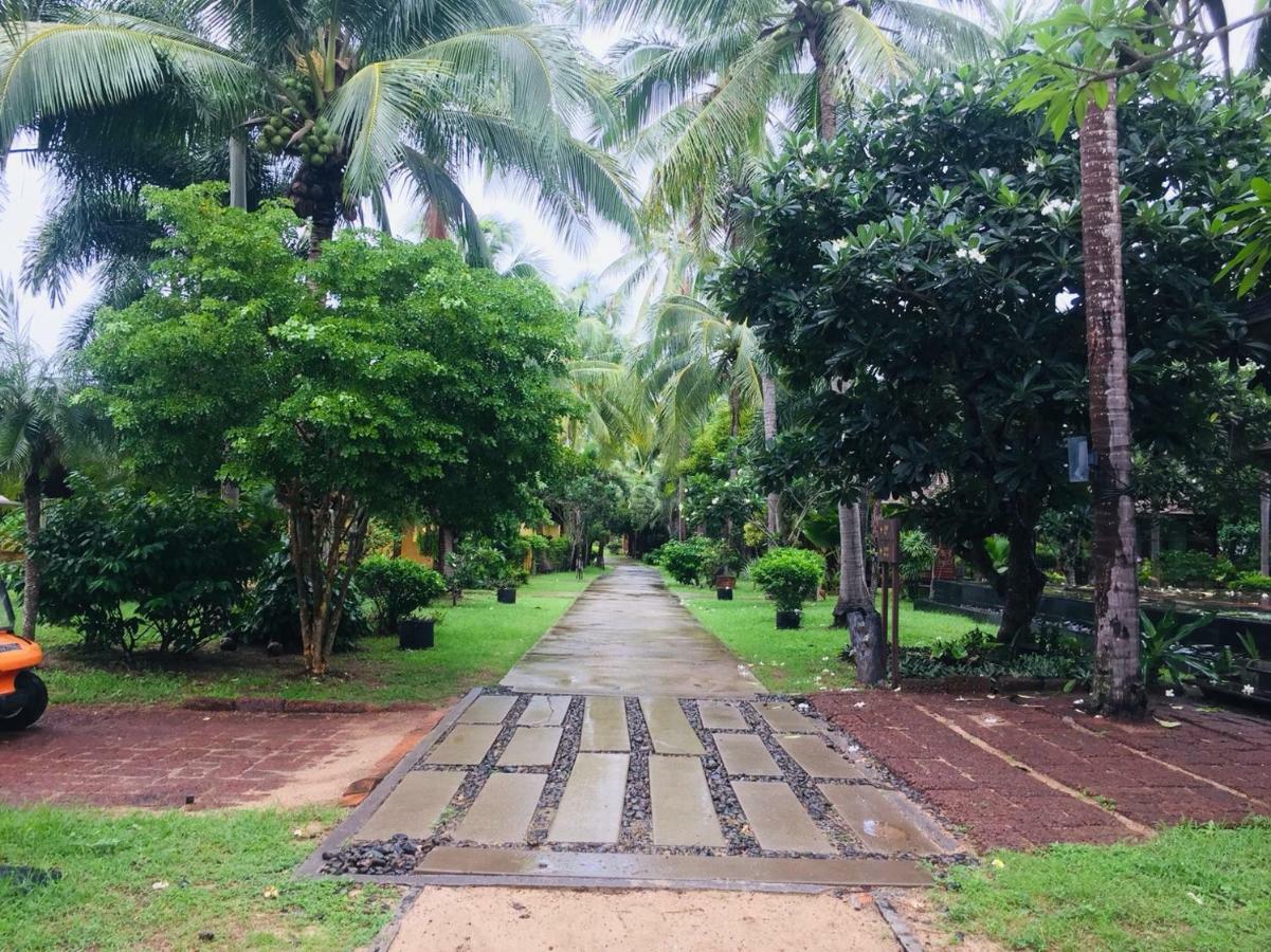 Keeree Waree Seaside Villa Bang Saphan Buitenkant foto