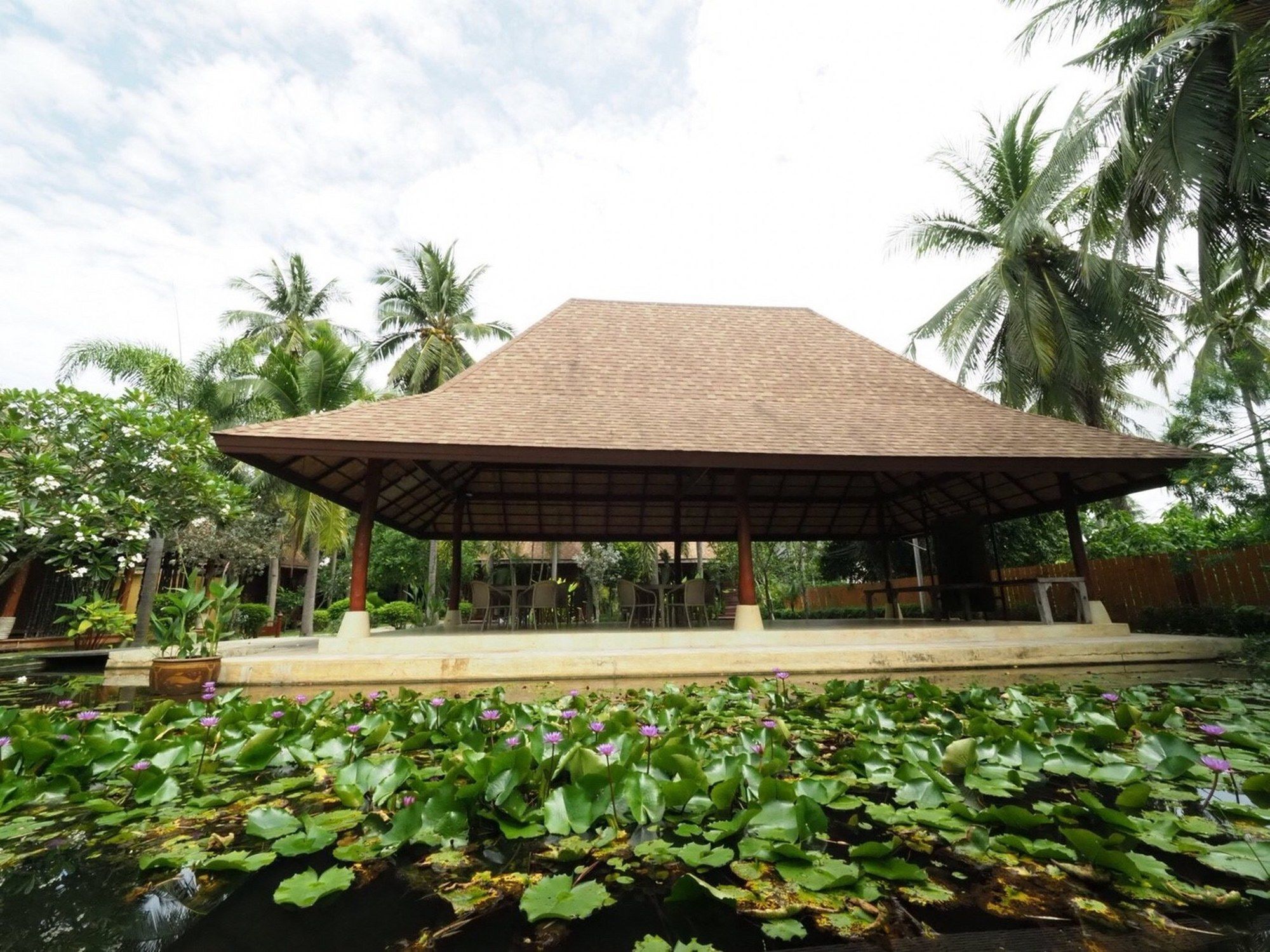 Keeree Waree Seaside Villa Bang Saphan Buitenkant foto